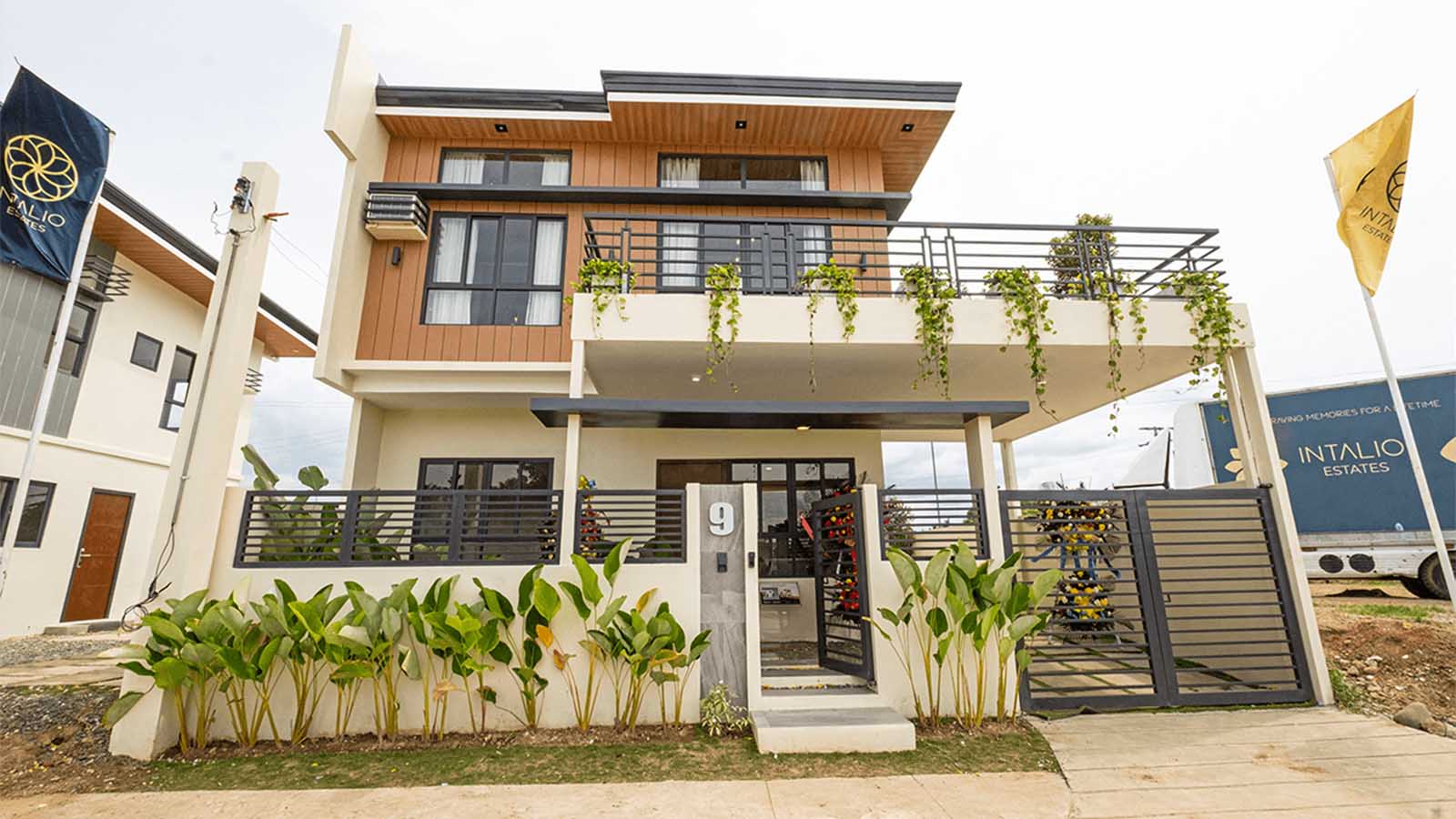 4 Bedrooms 2 Storey House and Canitoan, CDO - Intalio Estates