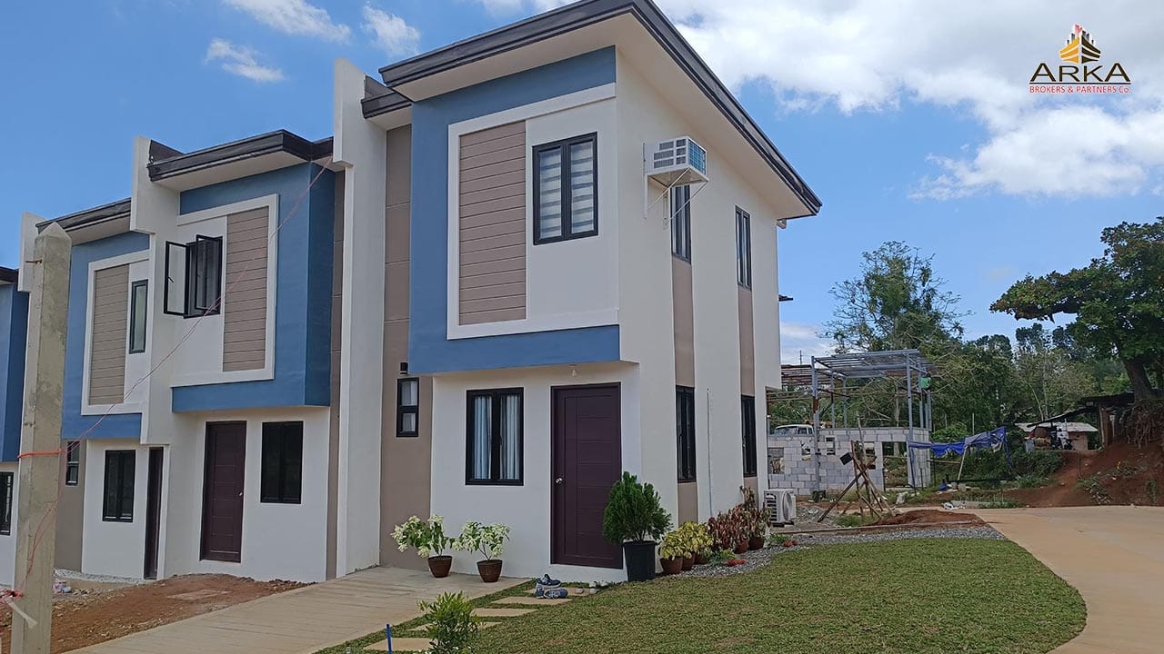 La Aldea by Pueblo] Modern house at Lumbia, CDO